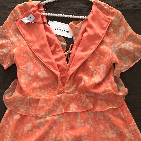 Women’s Highline collective ruffle romper sz L - Picture 16 of 16